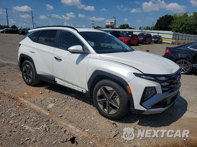 Czwarte zdjęcie samochodu z boku: 2025 HYUNDAI TUCSON SEL VIN:3KMJC3DE1SE007257 - miniatura