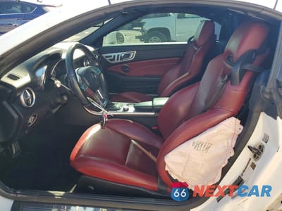 Zdjęcie 7 z 12 samochodu: 2015 MERCEDES-BENZ SLK 250 VIN:WDDPK4HA9FF103457 - miniatura