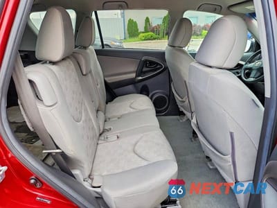 Zdjęcie 10 z 12 samochodu: 2011 TOYOTA RAV4 BASE VIN:2T3ZF4DV5BW093261 - miniatura