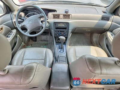 Zdjęcie 8 z 13 samochodu: 1998 TOYOTA CAMRY LE VIN:4T1BG22K1WU310170 - miniatura