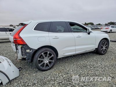 Trzecie zdjęcie samochodu z tyłu: 2018 VOLVO XC60 T5 INSCRIPTION VIN:YV4102RL8J1015724 - miniatura