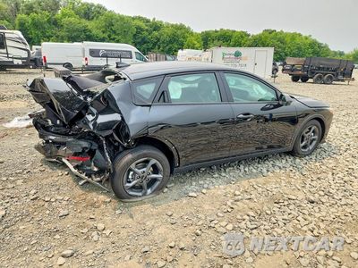 Trzecie zdjęcie samochodu z tyłu: 2026 KIA K4 LXS VIN:3KPFT4DE4TE347678 - miniatura