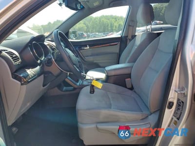 Zdjęcie 7 z 13 samochodu: 2011 KIA SORENTO LX VIN:5XYKT4A16BG049523 - miniatura