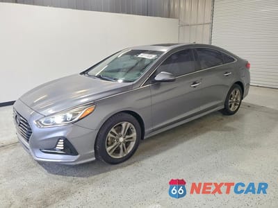 2018 HYUNDAI SONATA LIMITED 5NPE34AF3JH656673 - główne zdjęcie licytacji z USA - miniatura