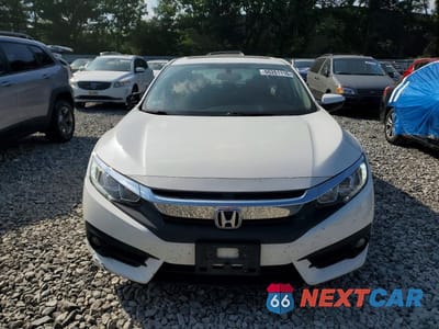 Piąte zdjęcie samochodu w środku: 2018 HONDA CIVIC EX VIN:2HGFC1E34JH643248 - miniatura