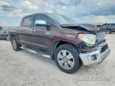 Czwarte zdjęcie samochodu z boku: 2016 TOYOTA TUNDRA 1794 EDITION VIN:5TFGW5F12GX208344 - miniatura