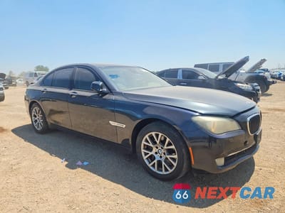 Czwarte zdjęcie samochodu z boku: 2010 BMW 750 I XDRIVE VIN:WBAKC6C54AC393640 - miniatura