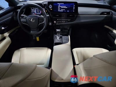 Zdjęcie 8 z 13 samochodu: 2022 LEXUS ES 250 BASE VIN:58AD11D17NU009418 - miniatura