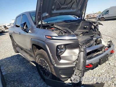 Czwarte zdjęcie samochodu z boku: 2026 CHEVROLET SILVERADO TRAIL BOSS VIN:1GC403ED7TU406420 - miniatura