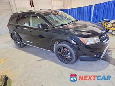 Czwarte zdjęcie samochodu z boku: 2020 DODGE JOURNEY CROSSROAD VIN:3C4PDCGB6LT263919 - miniatura