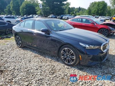 Czwarte zdjęcie samochodu z boku: 2025 BMW 540 XI VIN:WBA63FJ00SCT50133 - miniatura