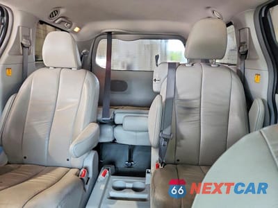 Zdjęcie 10 z 14 samochodu: 2012 TOYOTA SIENNA XLE 8-PASSENGER VIN:5TDYK3DC2CS181784 - miniatura