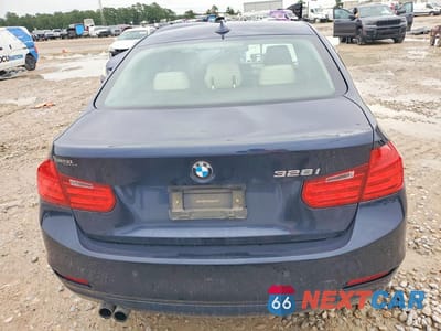 Zdjęcie 6 z 12 samochodu: 2015 BMW 328 I VIN:WBA3A5G56FNS90262 - miniatura
