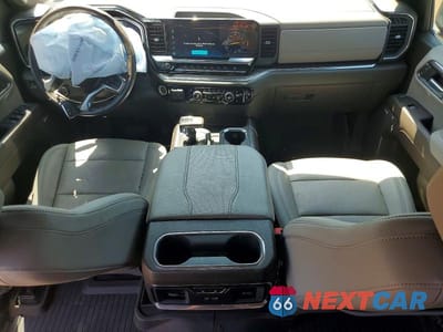 Zdjęcie 8 z 13 samochodu: 2023 CHEVROLET SILVERADO K1500 LTZ VIN:1GCUDGE83PZ285604 - miniatura