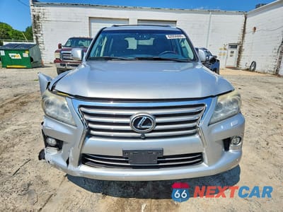 Piąte zdjęcie samochodu w środku: 2014 LEXUS LX 570 VIN:JTJHY7AX0E4134150 - miniatura