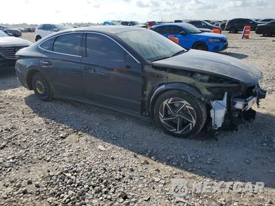 Czwarte zdjęcie samochodu z boku: 2024 HYUNDAI SONATA SEL VIN:KMHL14JA8RA424408 - miniatura