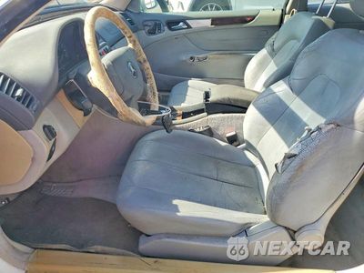 Zdjęcie 7 z 12 samochodu: 1999 MERCEDES-BENZ CLK VIN:WDBLJ65G7XF107636 - miniatura