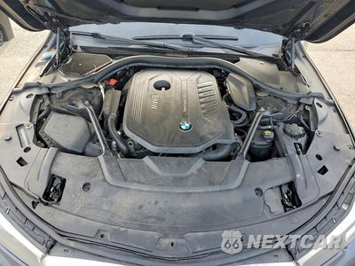 Zdjęcie 11 z 12 samochodu: 2016 BMW 740 I VIN:WBA7E2C55GG714451 - miniatura