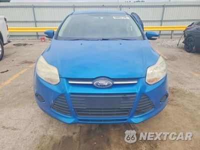 Piąte zdjęcie samochodu w środku: 2014 FORD FOCUS SE VIN:1FADP3F25EL208605 - miniatura