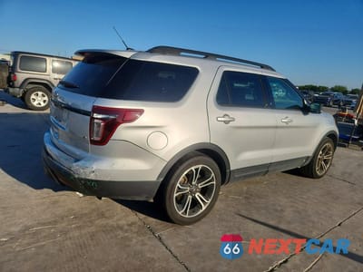 Trzecie zdjęcie samochodu z tyłu: 2015 FORD EXPLORER SPORT VIN:1FM5K8GT5FGB31757 - miniatura
