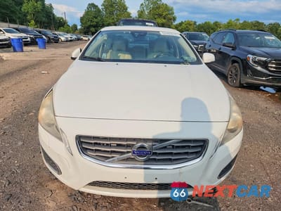 Piąte zdjęcie samochodu w środku: 2012 VOLVO S60 T5 VIN:YV1622FS8C2093796 - miniatura