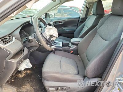 Zdjęcie 7 z 13 samochodu: 2024 TOYOTA RAV4 HYBRID XLE VIN:2T3RWRFV8RW239995 - miniatura
