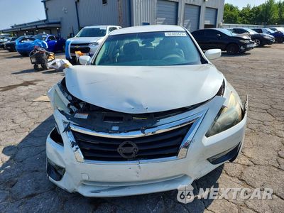 Piąte zdjęcie samochodu w środku: 2013 NISSAN ALTIMA 2.5 VIN:1N4AL3AP4DC299303 - miniatura