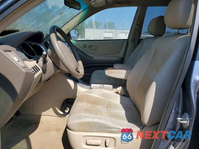Zdjęcie 7 z 13 samochodu: 2004 TOYOTA HIGHLANDER BASE VIN:JTEGP21A240029241 - miniatura