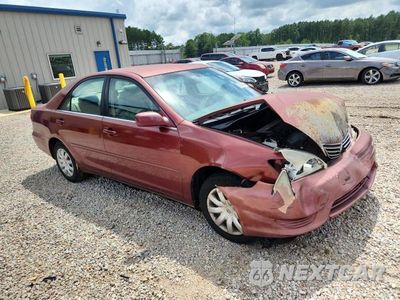 Czwarte zdjęcie samochodu z boku: 2005 TOYOTA CAMRY LE VIN:4T1BE32K95U400533 - miniatura