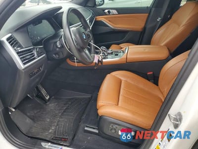 Zdjęcie 7 z 13 samochodu: 2022 BMW X7 M50I VIN:5UXCX6C04N9J84321 - miniatura