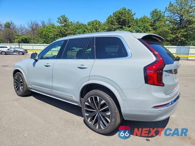 Drugie zdjęcie samochodu z przodu: 2026 VOLVO XC90 PLUS VIN:YV4062PE5T1517897 - miniatura