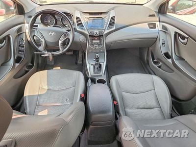 Zdjęcie 8 z 13 samochodu: 2015 HYUNDAI ELANTRA LIMITED VIN:5NPDH4AE2FH550162 - miniatura
