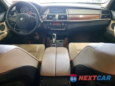 Zdjęcie 8 z 13 samochodu: 2011 BMW X5 XDRIVE35I VIN:5UXZV4C54BL412378 - miniatura