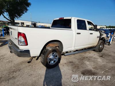 Trzecie zdjęcie samochodu z tyłu: 2016 RAM 2500 ST VIN:3C6UR5CJ9GG161811 - miniatura