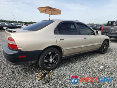 Trzecie zdjęcie samochodu z tyłu: 1995 HONDA ACCORD EX VIN:JHMCD5657SC036799 - miniatura