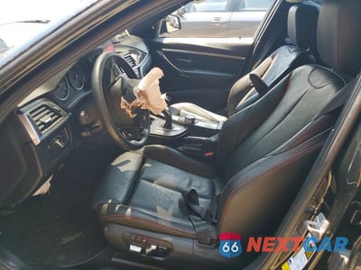 Zdjęcie 7 z 12 samochodu: 2018 BMW 330 XI VIN:WBA8D9C58JEM34199 - miniatura