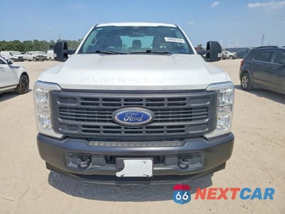 Piąte zdjęcie samochodu w środku: 2024 FORD F250 SUPER DUTY VIN:1FT7W2BT9REC18955 - miniatura