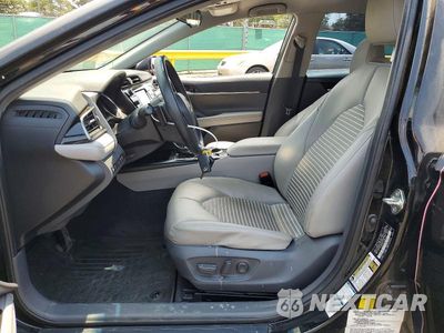 Zdjęcie 7 z 12 samochodu: 2020 TOYOTA CAMRY SE VIN:4T1G11BK1LU001165 - miniatura