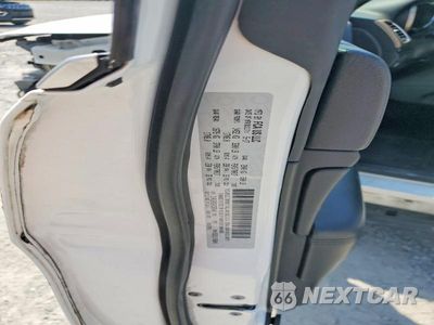 Zdjęcie 13 z 13 samochodu: 2017 JEEP GRAND CHEROKEE LAREDO VIN:1C4RJEAG2HC923443 - miniatura