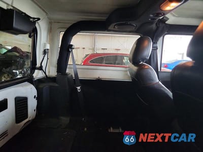 Zdjęcie 10 z 12 samochodu: 2012 JEEP WRANGLER SAHARA VIN:1C4AJWBG1CL123761 - miniatura