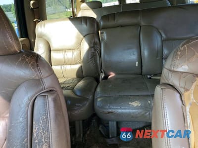 Zdjęcie 10 z 13 samochodu: 1997 CHEVROLET SUBURBAN C1500 VIN:1GNEC16R1VJ317335 - miniatura