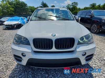 Piąte zdjęcie samochodu w środku: 2013 BMW X5 XDRIVE35I VIN:5UXZV4C50D0E07024 - miniatura
