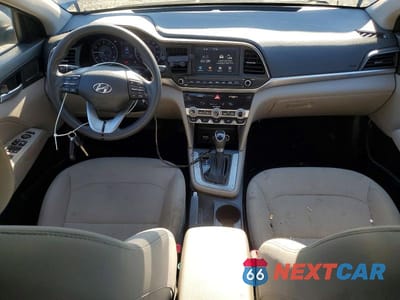 Zdjęcie 8 z 13 samochodu: 2020 HYUNDAI ELANTRA SEL VIN:5NPD84LF5LH501944 - miniatura