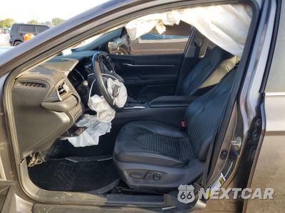 Zdjęcie 7 z 13 samochodu: 2020 TOYOTA CAMRY SE VIN:4T1G11AKXLU304317 - miniatura