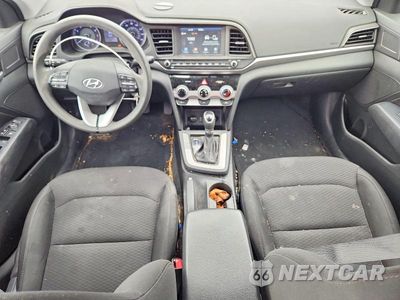 Zdjęcie 8 z 12 samochodu: 2018 HYUNDAI ELANTRA VIN:5NPD84LFXKH415477 - miniatura