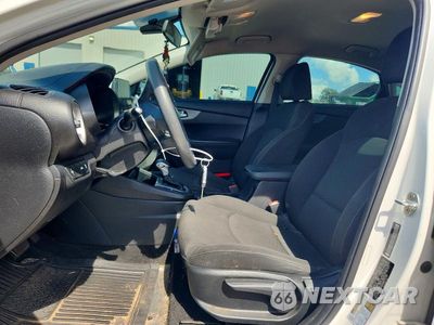 Zdjęcie 13 z 24 samochodu: 2021 KIA FORTE LXS VIN:3KPF24AD3ME267188 - miniatura