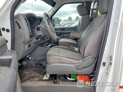 Zdjęcie 7 z 13 samochodu: 2019 NISSAN NV 2500 DELIVERY VAN VIN:1N6BF0KM3KN808241 - miniatura