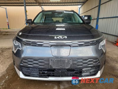 Piąte zdjęcie samochodu w środku: 2024 KIA NIRO WIND VIN:KNDCR3L17R5108513 - miniatura