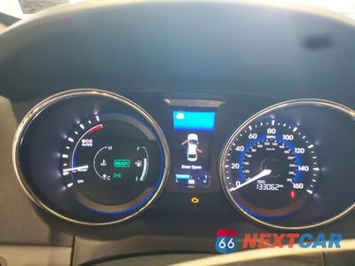 Zdjęcie 9 z 12 samochodu: 2012 HYUNDAI SONATA HYBRID VIN:KMHEC4A4XCA033751 - miniatura