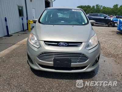 Piąte zdjęcie samochodu w środku: 2015 FORD C-MAX SE VIN:1FADP5AUXFL119022 - miniatura